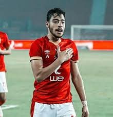 أكرم توفيق يستفسر من كولر عن أسباب غيابه عن تشكيل الأهلي