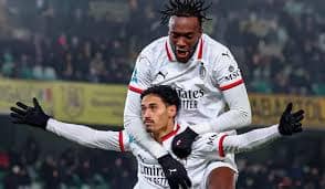 ميلان يستضيف هيلاس فيرونا فى الدوري الإيطالي الليلة