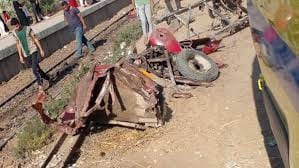 مصرع سيدة وابنها فى حادث تصادم قطار وتروسيكل بمزلقان مدينة العلمين