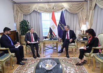  وزير الاتصالات يبحث مع سفير الهند بالقاهرة تعزيز التعاون بين مصر والهند فى مجال تكنولوجيا المعلومات