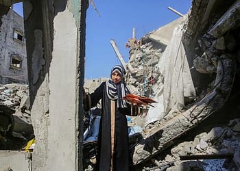 غزة – تناقص الإمدادات الأساسية ومخاطر على الأطفال مع استمرار إغلاق المعابر