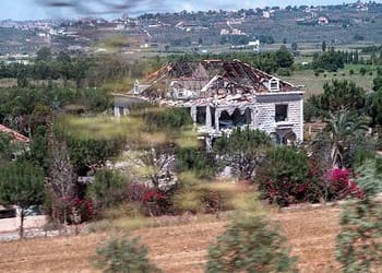 اليونيفيل تبدي قلقا إزاء تقارير عن إصابة مدنيين في غارة إسرائيلية جنوب لبنان