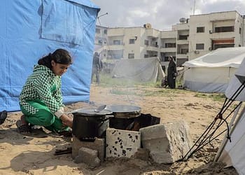 الأمم المتحدة: السلطات الإسرائيلية تسمح مؤقتا بتوصيل مساعدات محدودة إلى غزة