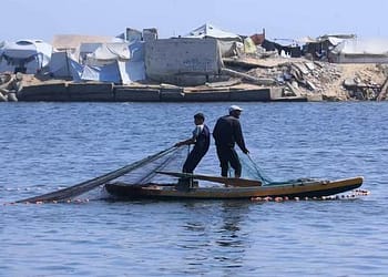 صيادو غزة يواجهون الموت من أجل كسب لقمة العيش