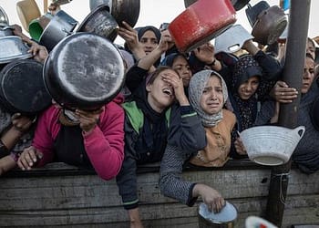 تورك: سكان غزة مجبرون على الاختيار بين أن يموتوا جوعا أو يُقتلوا سعيا للحصول على الغذاء