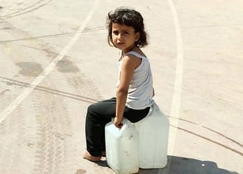 اليونيسيف تحذر من أن أطفال غزة سيموتون عطشا ما لم يتوفر الوقود لضخ المياه