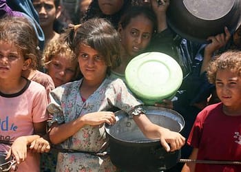 غزة – تقارير عن مزيد من الوفيات بسبب الجوع، والأمم المتحدة تدين التصعيد العسكري