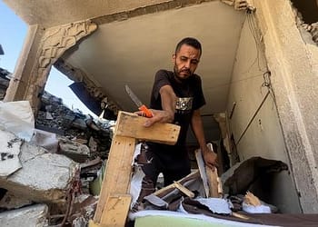 “كارثة من صنع البشر” – وكالات إنسانية تطالب بوقف إطلاق النار في غزة والحماية من النزوح القسري