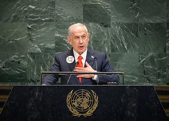 رئيس الوزراء الإسرائيلي ينفي اتهامات الإبادة الجماعية في غزة، وينتقد الاعتراف بدولة فلسطين