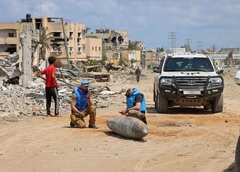 غزة – الأمم المتحدة تحذر من خطر “المخلفات المميتة للحرب”، والأزمة الإنسانية لم تنته بعد