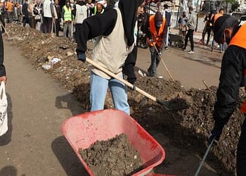 “حنعمرها تاني”، إطلاق حملة للتنظيف وإزالة الركام في غزة “لإعادة الأمل والكرامة”