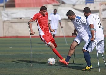 كرة القدم تعيد الأمل لمبتوري الأطراف في غزة