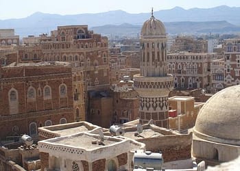 مجلس الأمن يتبنى قرارا يطالب بوقف هجمات الحوثيين ويجدد العقوبات على اليمن