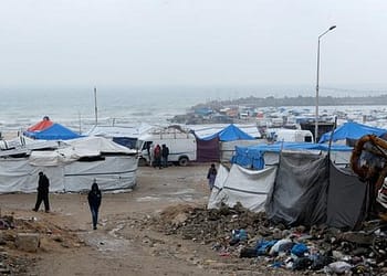 غزة – اليونيسف تأسف لوفاة أطفال بسبب الظروف الجوية القاسية