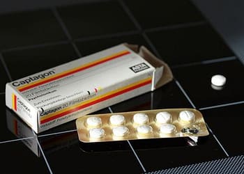 تعطيل واسع لتصنيع الكبتاغون في سوريا وتعاون عربي يحقق أرقاما غير مسبوقة في الضبط