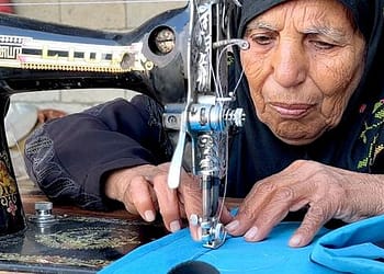 نساء غزة – كفاح من أجل البقاء ودعم عشرات آلاف الأسر التي تعتمد عليهن