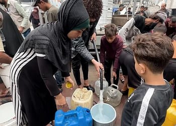 غزة – الأمم المتحدة وشركاؤها يدينون مقتل متعاقديْن مدنيين عند نقطة توزيع مياه