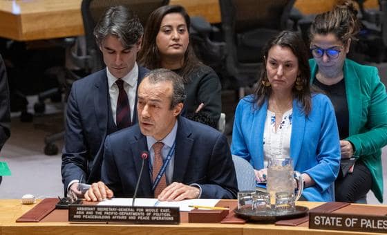 مسؤول أممي يدعو إلى الإفراج الفوري عن الرهائن ويحذر من عواقب استئناف القتال في غزة