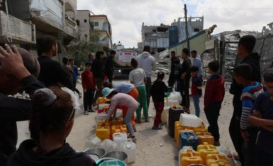 غزة: استمرار النزوح ونفاد مواد الإيواء وارتفاع معدلات سوء التغذية