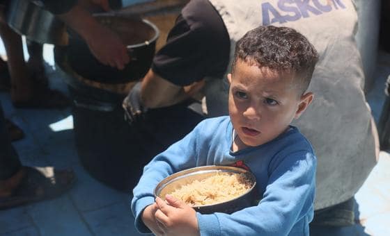 غزة: انخفاض حاد بنسبة 46% في الوجبات الجاهزة خلال 24 ساعة