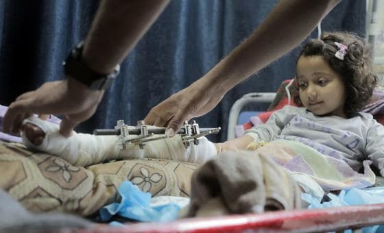 غزة بحاجة ماسة إلى الوقود، وأوامر النزوح تعيق الوصول إلى المستشفيات