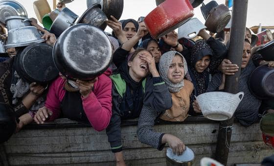 تورك: سكان غزة مجبرون على الاختيار بين أن يموتوا جوعا أو يُقتلوا سعيا للحصول على الغذاء