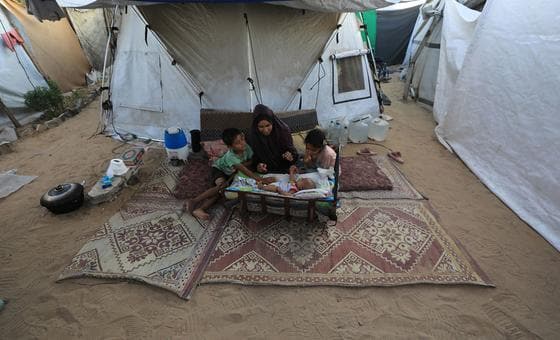 مسؤول أممي: نساء غزة يلدن بين الأنقاض، ولا يمكن للعالم أن يغض الطرف