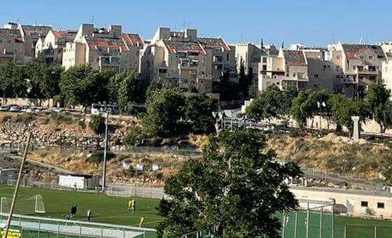 تقرير أممي: النقل الجبري للفلسطينيين قد يصل إلى جرائم الحرب وجريمة ضد الإنسانية