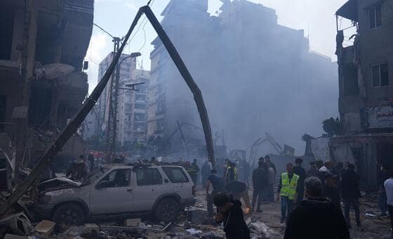 لبنان – الوضع في صور وما حولها يتدهور وتكلفة أضرار المباني في بيروت وجبل لبنان تتجاوز 365 مليون دولار