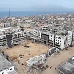 الغارات الإسرائيلية على المستشفيات ونقص الإمدادات يفاقمان الوضع في غزة