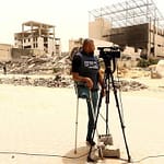 صحفيون فلسطينيون يوثقون معاناة غزة رغم الإصابة وفقدان الأهل