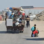 غزة – أمر نزوح جديد في خان يونس، وأزمة الوقود تهدد المرافق الحيوية والاتصالات